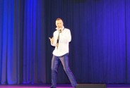 Певец Красавин Артур