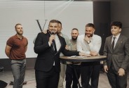 Ведущий Шарапов Сергей