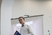 Ведущий Свешников Илья
