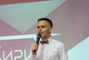 Ведущий Свешников Илья