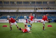 Шоу команда по футбольному фристайлу  Одно касание