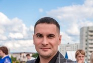 Ведущий Исаков Евгений