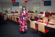 Поющая ведущая Федосеева Жаннета