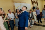 Ведущий Алексеев Константин