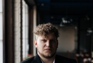 Ведущий Владимиров Александр