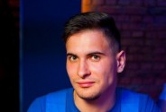 Ведущий Исаков Евгений