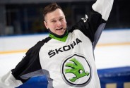 Ведущий Алексеев Константин
