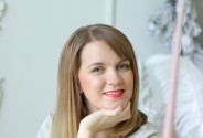 Ведущая Медведева Юлия